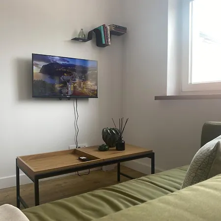 Trinity アパート ビィドゴシュチュ